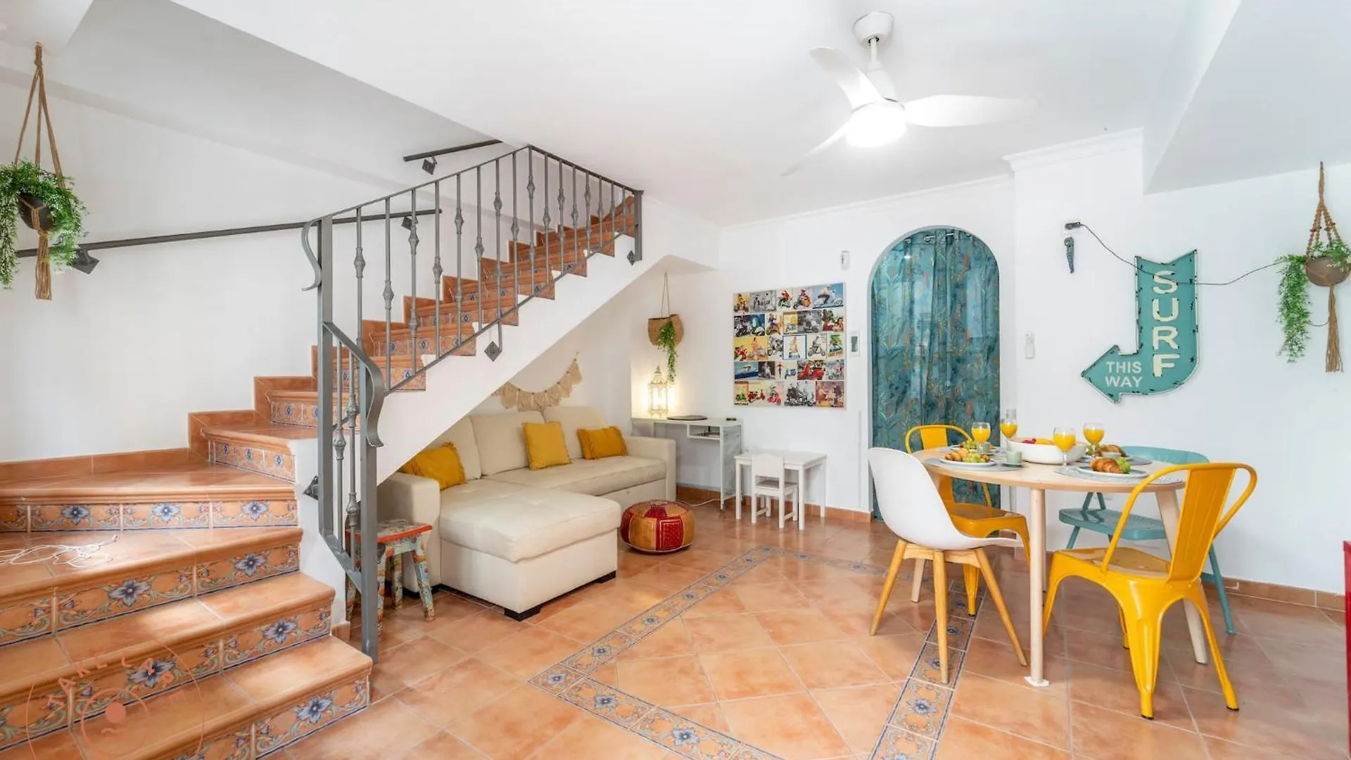 Traditional El Palo Home With Rooftop Terrace Μάλαγα